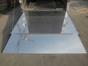 Enclosed Trailer 8.5′ X 24′ White – Cargo Bike Car Hauler Storage - Image 12