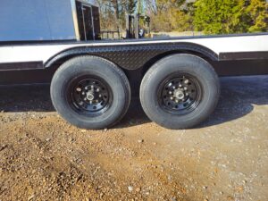 8.5′ X 20′ White With Blackout Hybrid Trailer (2) 7,000lb Axles - Image 5