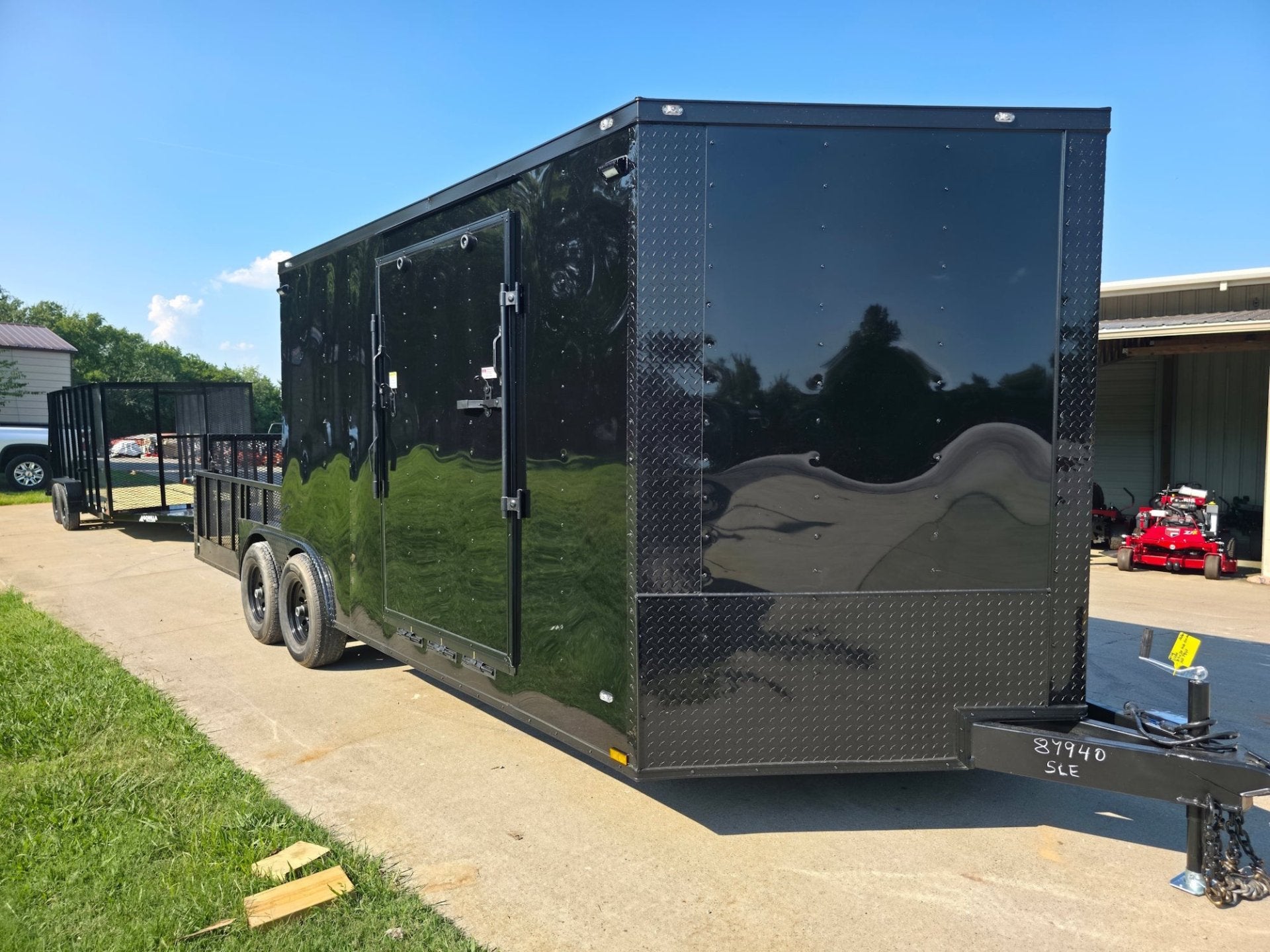 8.5×20 Enclosed Hybrid Black with Black Trim (2) 5200LB Axles 8.5×20 Enclosed Hybrid Black with Black Trim (2) 5200LB Axles - Image 1