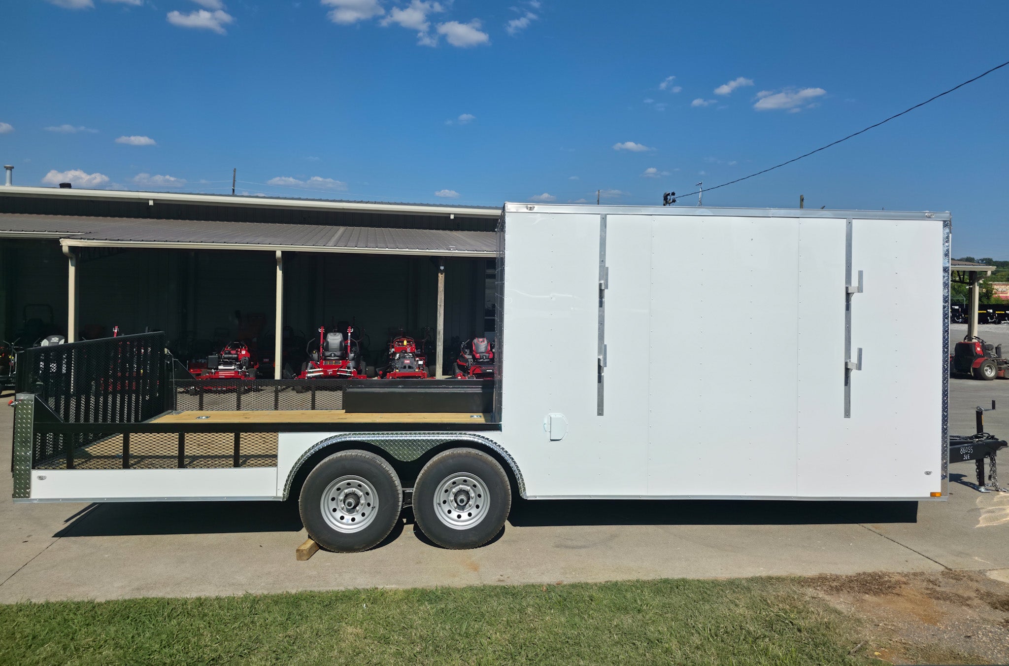 8.5×24 White Enclosed Hybrid with Side Ladder Racks (2) 7,000lb Axles 14K GVWR 8.5×24 White Enclosed Hybrid with Side Ladder Racks (2) 7,000lb Axles 14K GVWR - Image 1