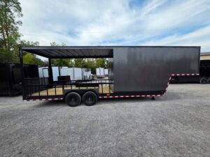 8.5′ x 32′ Gooseneck Hybrid Enclosed Trailer - Image 9