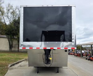 8.5X26 Gooseneck Enclosed Trailer with 9′ Interior (3) 7,000lb Axles - Image 5