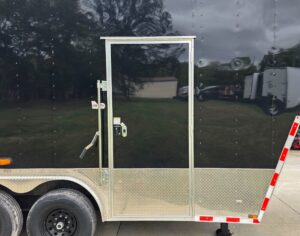 8.5X26 Gooseneck Enclosed Trailer with 9′ Interior (3) 7,000lb Axles - Image 16