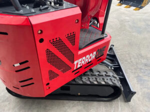 TYPHON TERROR ONE STORM 1 Ton Mini Excavator Trench Digger with Hydraulic Oil Cooler Canopy & Wide Bucket Ideal for Garden, Farm, Park & Road Work Digging, Drilling, Bull-Dozing - Image 13