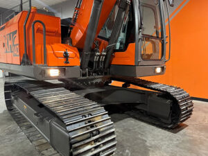 KYMRON® XH140 Pro Series Excavator with Thumb + Cab w/ AC &Heat AM/FM Radio - Image 3