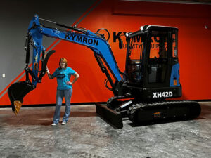 KYMRON® XH42D Pro Series Excavator with Thumb + Cab w/ AC & Radio - Image 12
