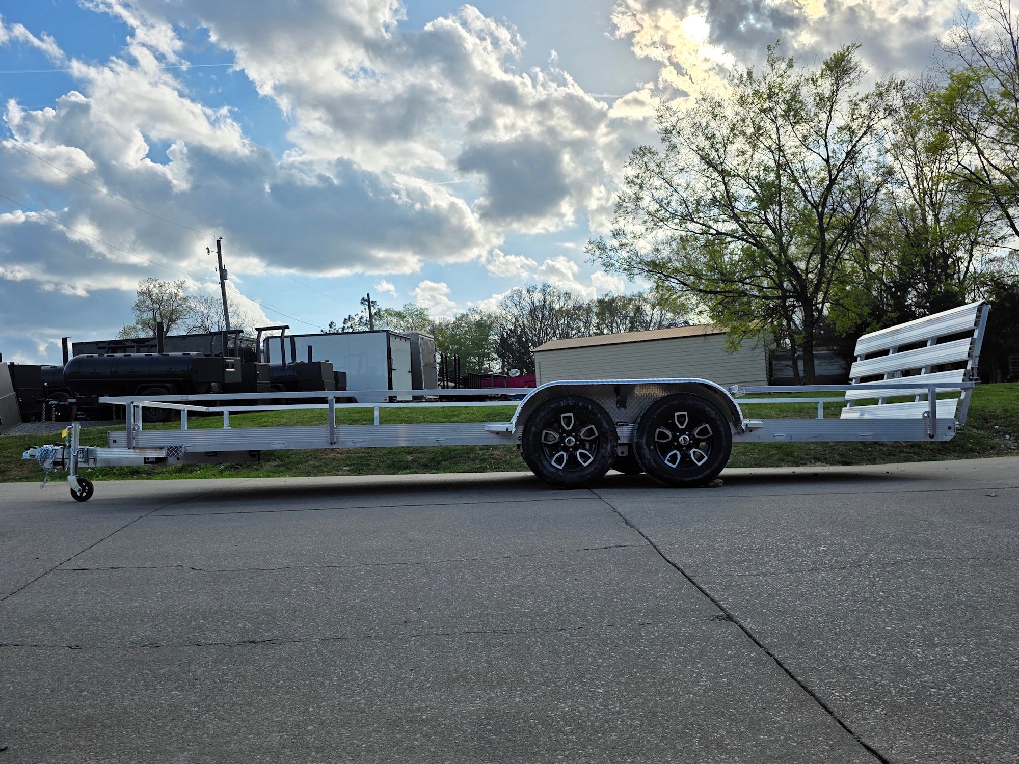 7′ x 20′ All Aluminum Straight Deck Utility Trailer Tandem (2) 3,500lb Axles - Image 7