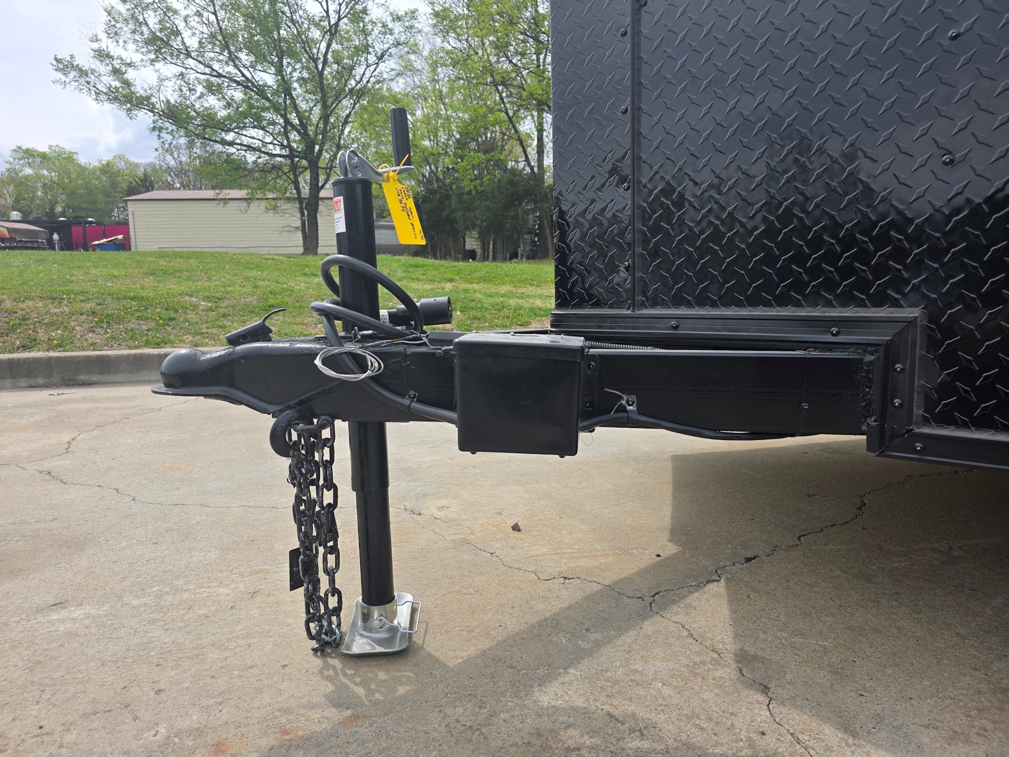 7′ x 14′ White V-Nose Hybrid Enclosed Trailer with 6′ Gate - Image 22