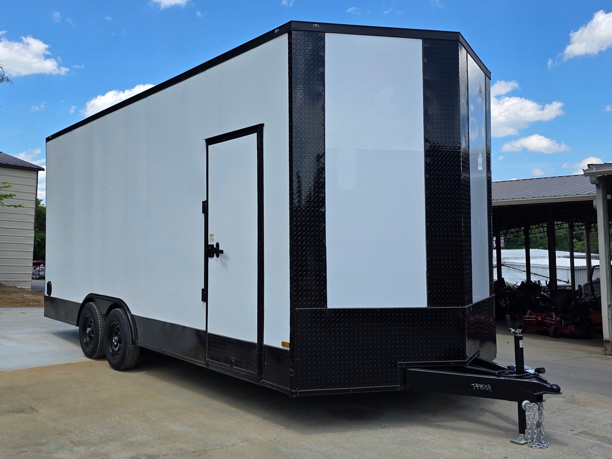 8.5’x20′ White V-Nose Enclosed Trailer with Blackout Package 2-5200lb Axles - Image 7