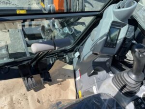 2026 Hitachi ZX50U-5N (CAB ANGLE) Angle blade, cab, heat, A/C, thumb, coupler, and dig bucket included - Image 5