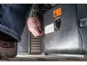 E10 Compact Excavator - Image 14