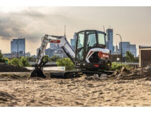 E40 Compact Excavator - Image 7
