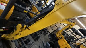 1.8 Ton, Kubota Diesel Engine Mini Excavator | AGT-SE17SR - Image 8