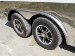 8.5×14 V-Nose Enclosed Trailer – Diamond Plate Floor Storage - Image 8