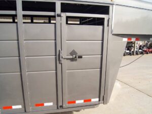 20ft Charcoal Gooseneck Livestock Cattle Trailer (2) 7K Axles 14K GVWR - Image 16