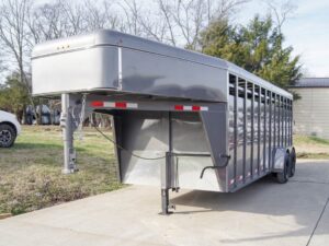 20ft Charcoal Gooseneck Livestock Cattle Trailer (2) 7K Axles 14K GVWR - Image 4