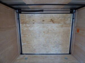 Enclosed Trailer 8.5 x 18′ Red & Black – Car Hauler Storage - Image 8