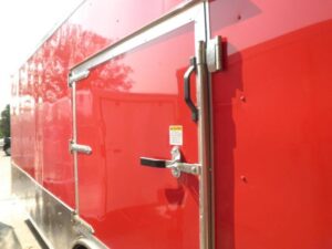 Enclosed Trailer 8.5’x26′ Red – Lawn Equipment Car Motorcycle Hauler Storage - Image 2